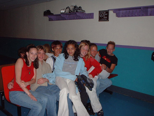 8_person_pile_up